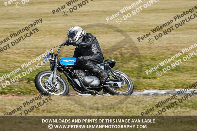 cadwell park;cadwell park photographs;cadwell trackday photographs;enduro digital images;event digital images;eventdigitalimages;peter wileman photography;racing digital images;trackday digital images;trackday photos